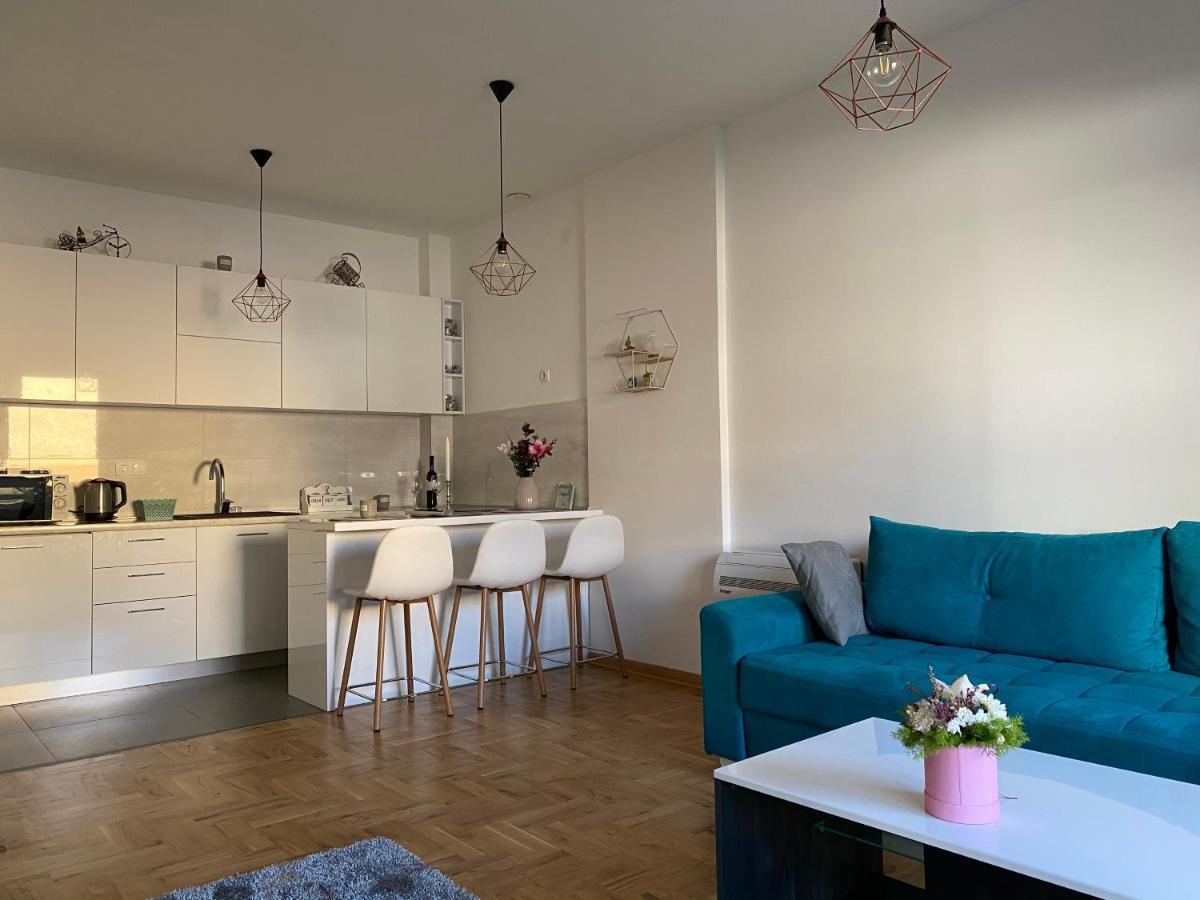 Harmony Suite Требине Екстериор снимка